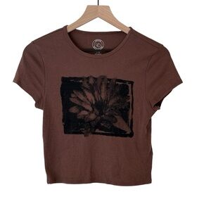 Urban Outfitters Woman's Junior Size Large Brown Graphics Cap Sleeve Shirt